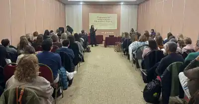 Directivos del Sur mendocino recibieron claves para actuar ante conflictos escolares y violencia de género
