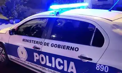 Demorado por beber en la calle terminó detenido por romper un vidrio del Hospital de Rawson