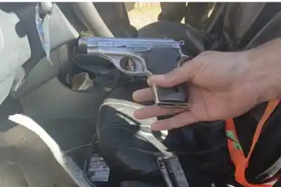 La llamada que delató a tres hombres con media vaca y una pistola oculta