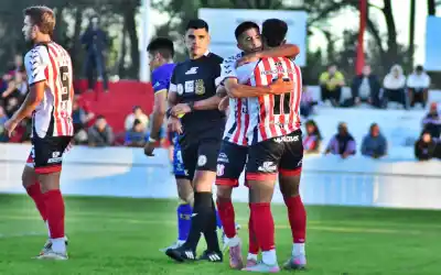 La joya de Mauro Ortíz: Costa Brava rompió la racha y gritó por primera vez fuera de casa