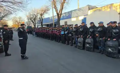 Torneo Federal A: la Policía de Salta demoró a 29 personas en el estadio Fray Honorato Pistoia
