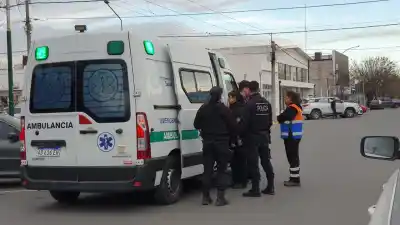 Le arrebataron la cartera y la tiraron al piso: el violento asalto que conmocionó a General Pico