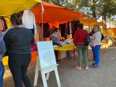 Feria Garage en Arroyito: un paseo con objetos únicos y precios que sorprenden