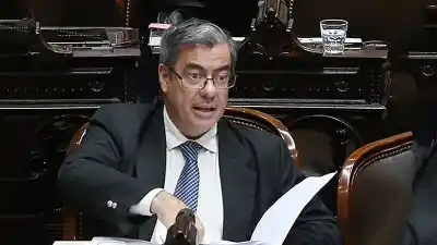 Germán Martínez: el plan del peronismo para frenar a Milei y la advertencia a Pullaro