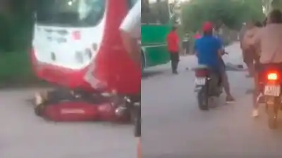 Impactante choque en La Banda: una moto quedó atrapada bajo un colectivo