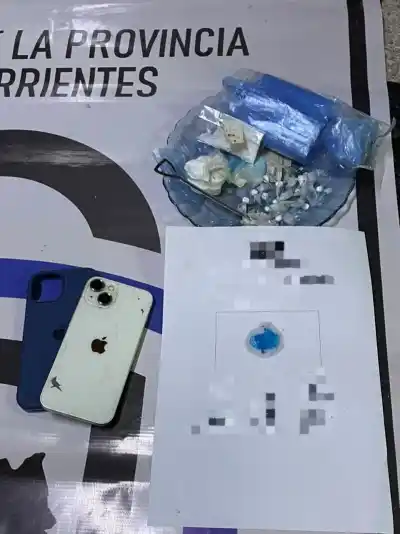 Cayó un joven en la Capital: secuestraron cocaína, motos y celulares de alta gama
