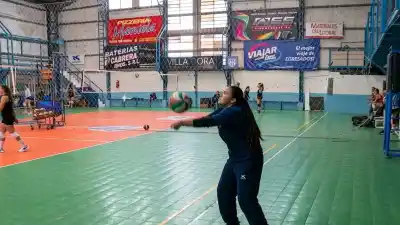 El plan de Santa Fe que promete terminar con el dilema de los deportistas que estudian