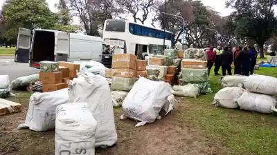 En pleno Parque 9 de Julio: secuestran mercadería millonaria y tres vehículos que no pudieron justificar su carga