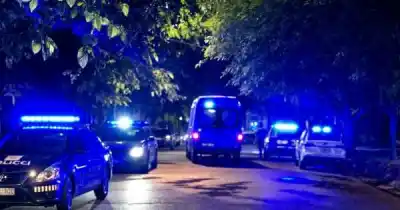 Le apuntaron con un arma en plena calle y le arrebataron el auto en Coquimbito