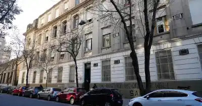 Docentes de la UNR vuelven al paro: dos días de huelga y un reclamo que no cede