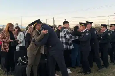 El emotivo homenaje de la Policía a sus caídos que emocionó a todos