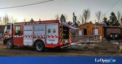 Un cable calefactor provocó un incendio en el entretecho de una casa en Perito Moreno