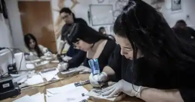 Aprendé a tatuar gratis en Rosario: dos cursos con cupos limitados