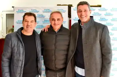 El Frente Renovador define su estrategia para 2027: apunta a 14 intendencias en la Quinta