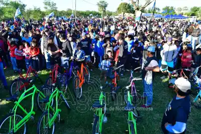 Festejo del Día de las Infancias en Namqom: sorteos, juegos y un agradecimiento especial al gobernador