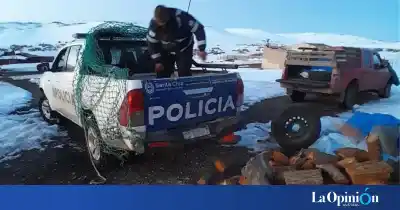 El crudo invierno en Perito Moreno: el operativo que llevó alimentos y leña a los pobladores aislados