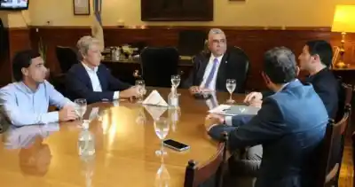 Reunión clave en Casa de Gobierno: ¿Qué proyectos millonarios planean para Tucumán tras la compra del Ingenio Concepción?