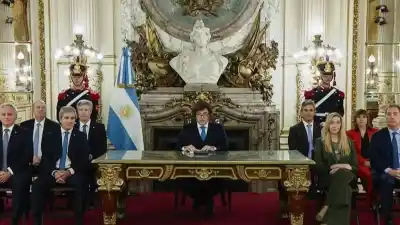 El proyecto de Milei que podría dejar las reservas del BCRA en manos de bancos extranjeros