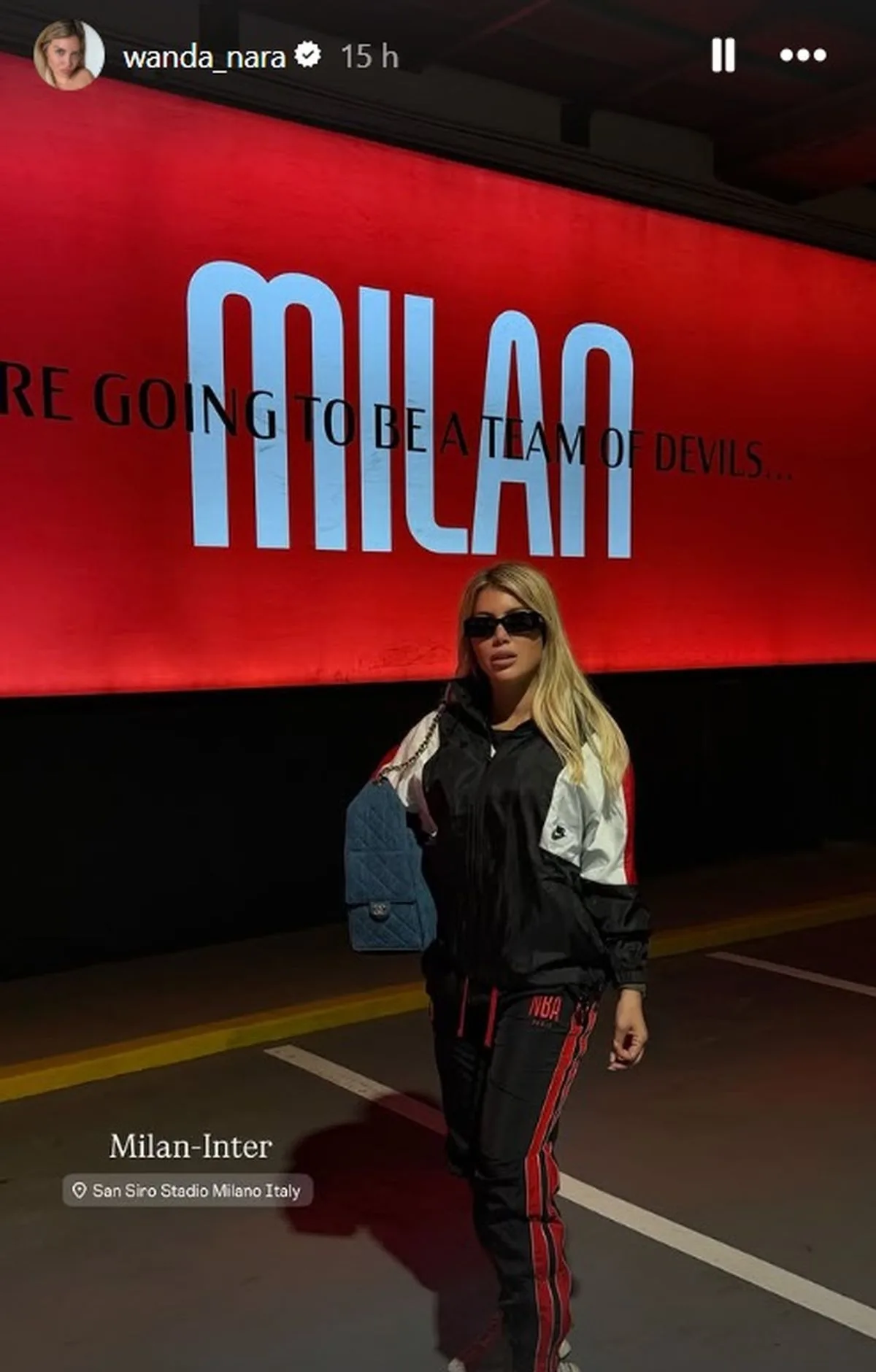wanda-nara-viendo-milan-inter-2.jpg