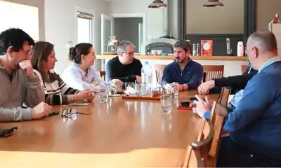 Merino se reunió con vecinos de Quintas del Valle: ¿qué obras y cámaras se vienen?