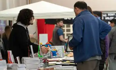La Feria Municipal del Libro de Rawson abre sus puertas: ¿qué novedades trae la edición 2026?