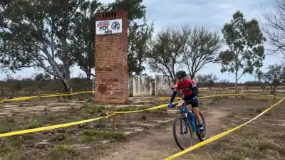 Un circuito con vista al río: así se vivió el Short Track en el Dique Los Quiroga