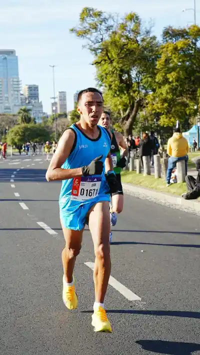 El correntino que desafió a los mejores del mundo: la hazaña de Juan José Toledo en los 21K