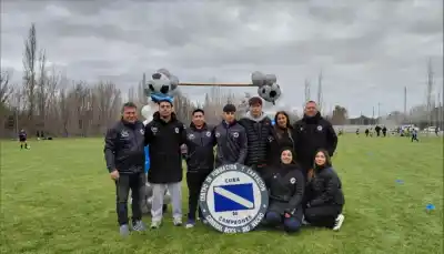 El día que Cecap cumplió un sueño: inauguró su cancha de césped natural y ya piensa en los vestuarios