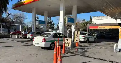 La pesadilla del GNC en La Plata: cuánto perdieron los taxistas y qué planean hacer