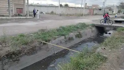 Robos violentos, drogas y oscuridad: el drama que vive San Pedrito 2 y nadie soluciona