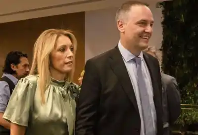 Adorni regresa al país: la mesa política se reúne en medio del escándalo de los vuelos