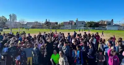 Una tarde inolvidable: más de 300 vecinos celebraron el Día de la Niñez en Villa Elvira