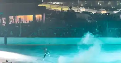 El hielo fueguino se llenó de arte: 600 personas vivieron el estreno de “La Forma del Bosque”