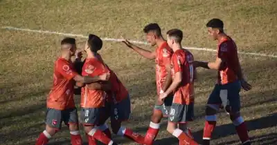 El golpe final de Cambaceres en Campana que dejó helado a Puerto Nuevo