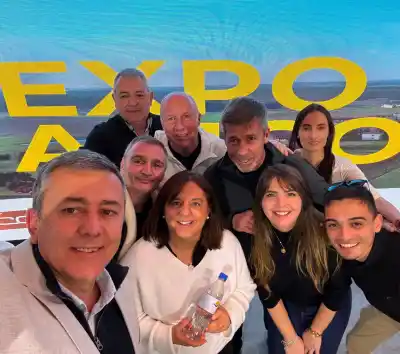 El PRO jugó fuerte en Doblas y blindó a Mac Allister con una foto que remece la interna