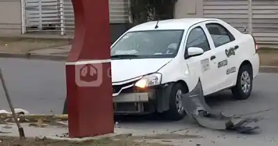 Caos vehicular en Grand Bourg: un siniestro vial mantiene cortada la zona