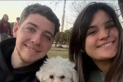 El desgarrador adiós de la novia del docente que murió tras un infarto en pleno partido