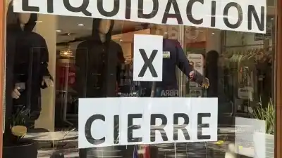Se multiplican los locales vacíos: ahora cierra otra tienda en pleno microcentro