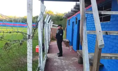 Caos en Santo Pipó: pelea entre jugadores y el árbitro tomó una decisión drástica