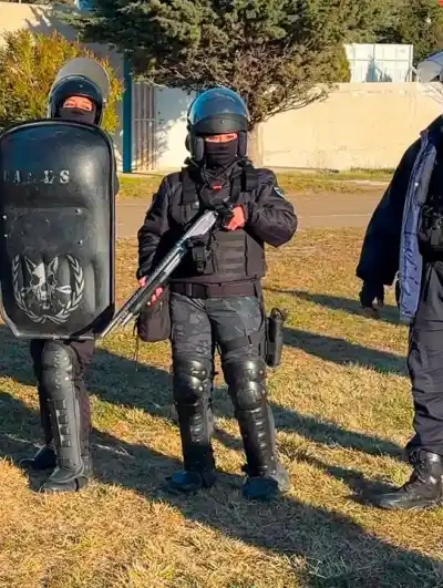 Escándalo en Comodoro: denuncian que un jugador de Huracán recibió un disparo policial tras el empate con Laprida