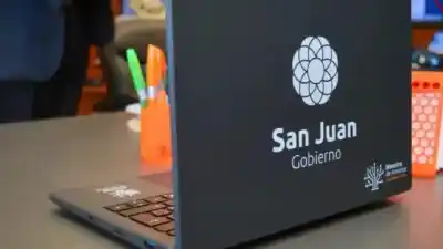 Docentes de San Juan: quiénes serán los primeros en recibir sus notebooks