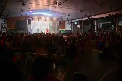 El Polideportivo Ezequiel Rivero explotó de familias: así se vivió el Día de las Infancias en Tolhuin
