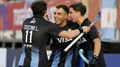 El show que nadie esperaba: la increíble goleada de Los Leones que los metió en semifinales