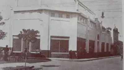 El Mercado 6 de Agosto en 1870: un viaje al pasado que revela solidaridad y secretos entre sus puestos