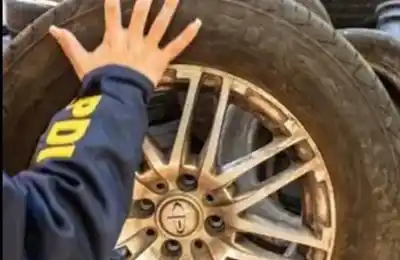 Coimas en la ruta: el hallazgo de un millón de pesos escondido en un neumático destapó el plan de los policías