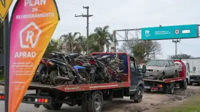 Sacaron decenas de rodados de una comisaría de Santa Fe: el destino que tendrán