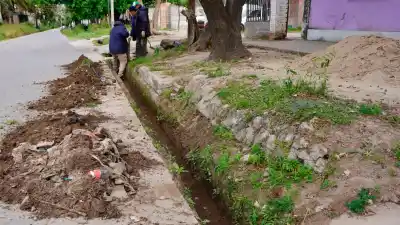 ¿Sabés qué encontraron adentro de los desagües de La Banda?