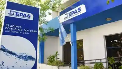 Escándalo en el EPAS: dos empleados expulsados por vender medidores de agua en Facebook