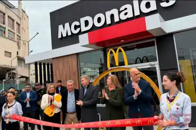 El nuevo McDonald's de Paraná abre con Automac y un detalle que nadie esperaba