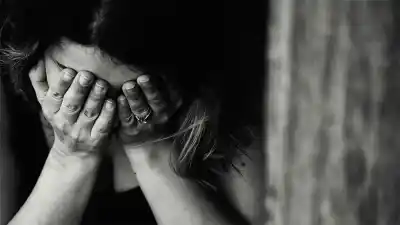 Agresión en La Banda: Una mujer denunció a su pareja, un cabo de la Policía Federal